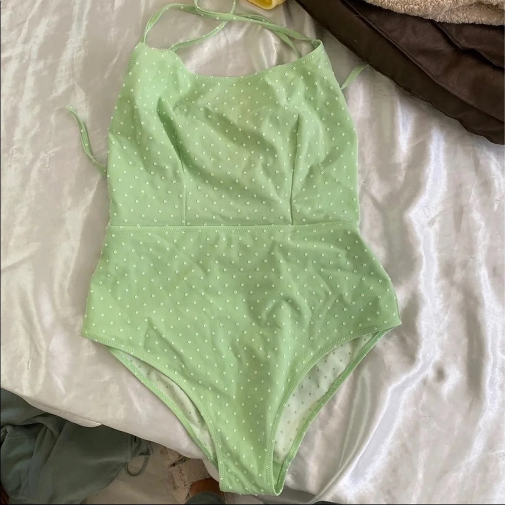 One piece bathing suit